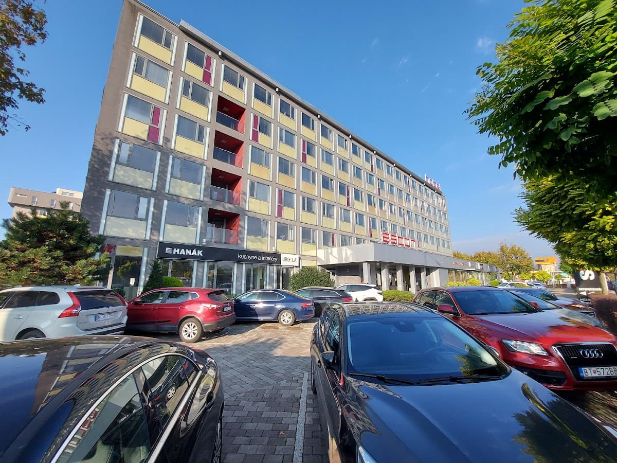 Aston Business hotel