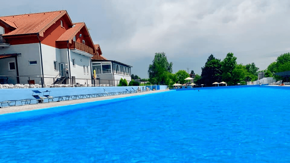 Thermal pool Santovka Wellness
