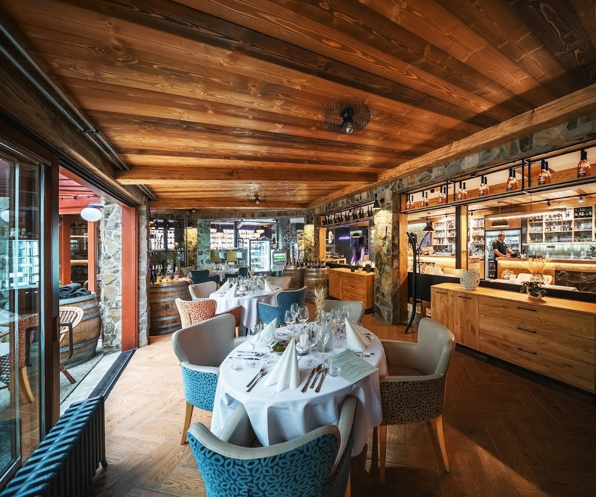 Villa Nova Bar