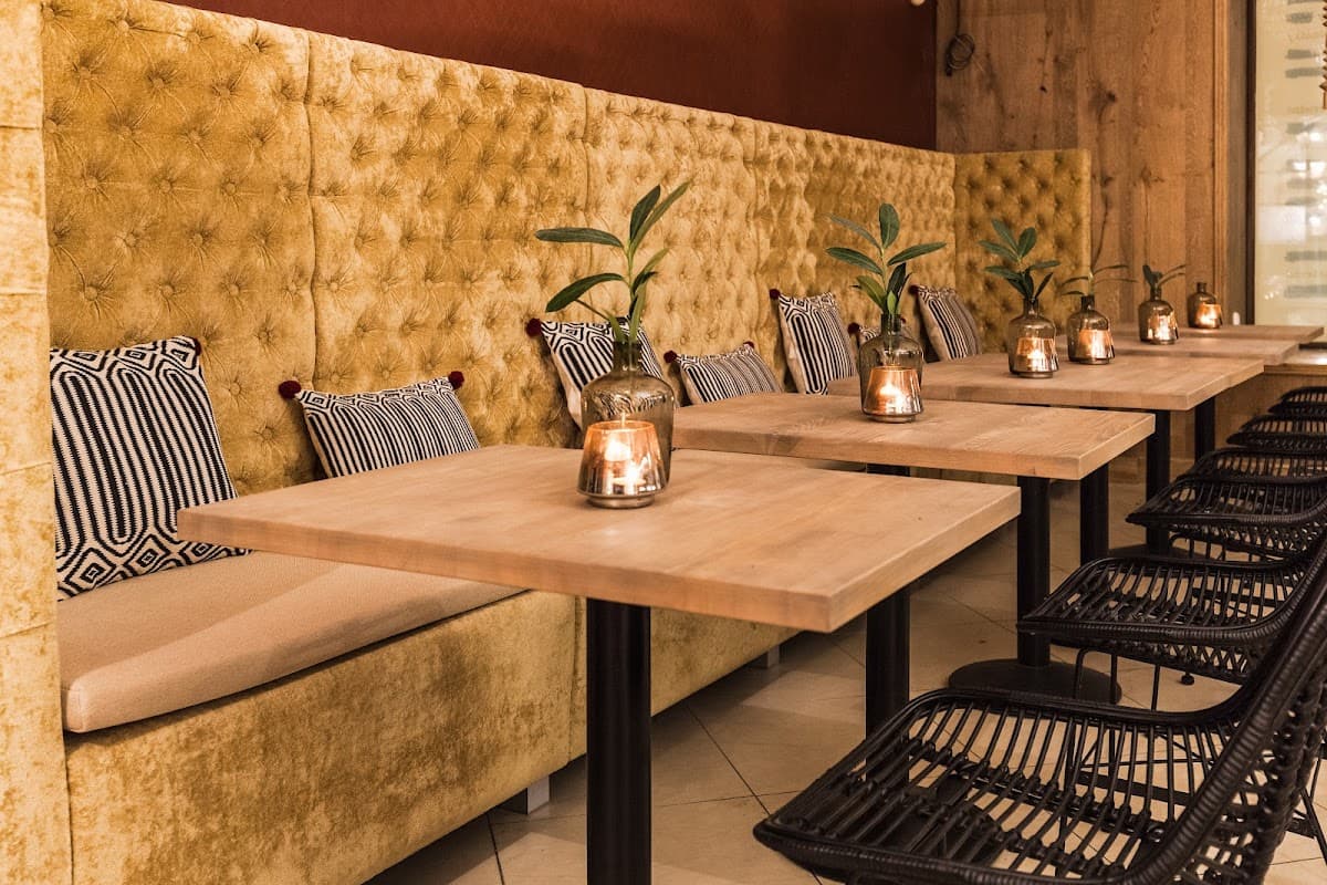 Poetika bistro & coffee & wine