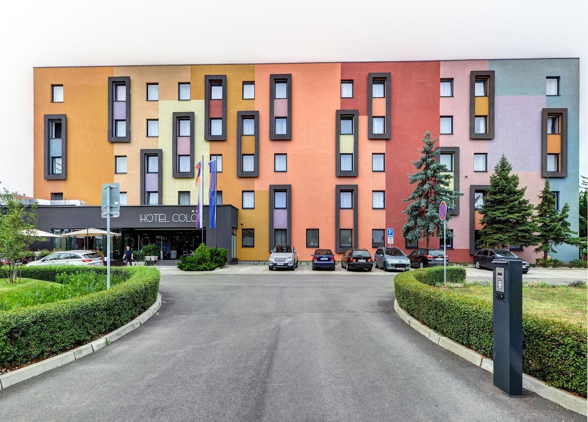 Hotel Color