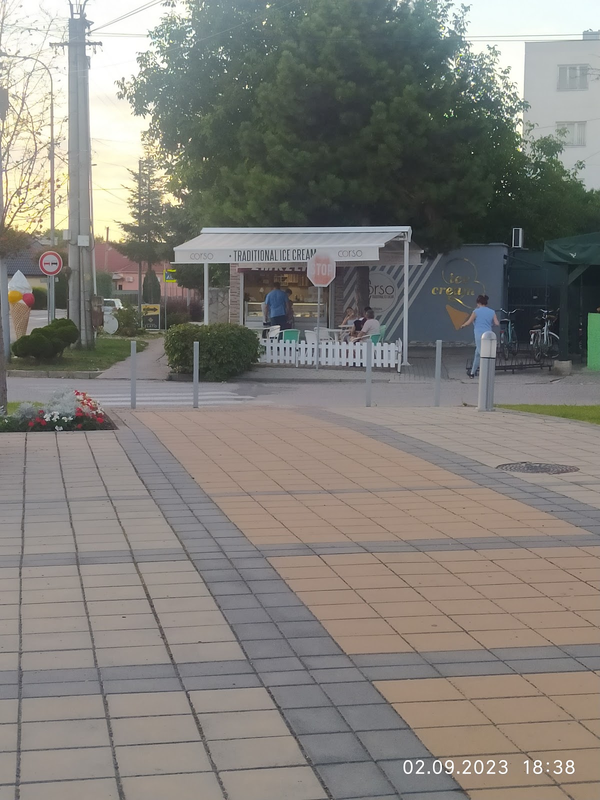 KELLY - reštaurácia, pohostinstvo