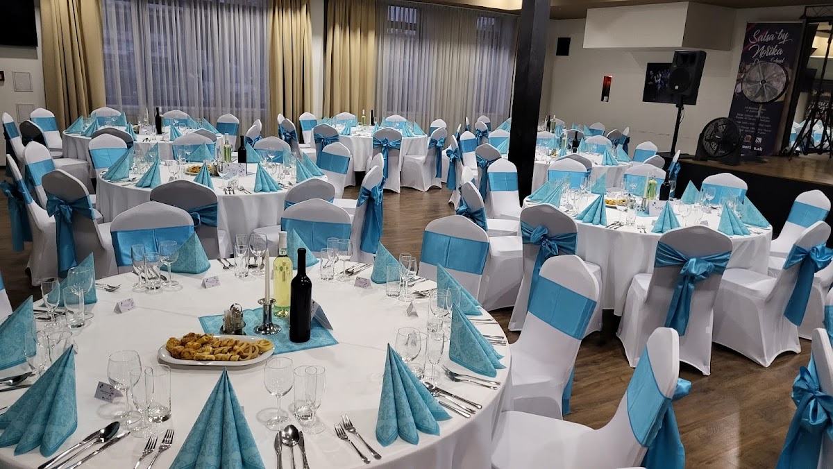 Medium Inn reštaurácia