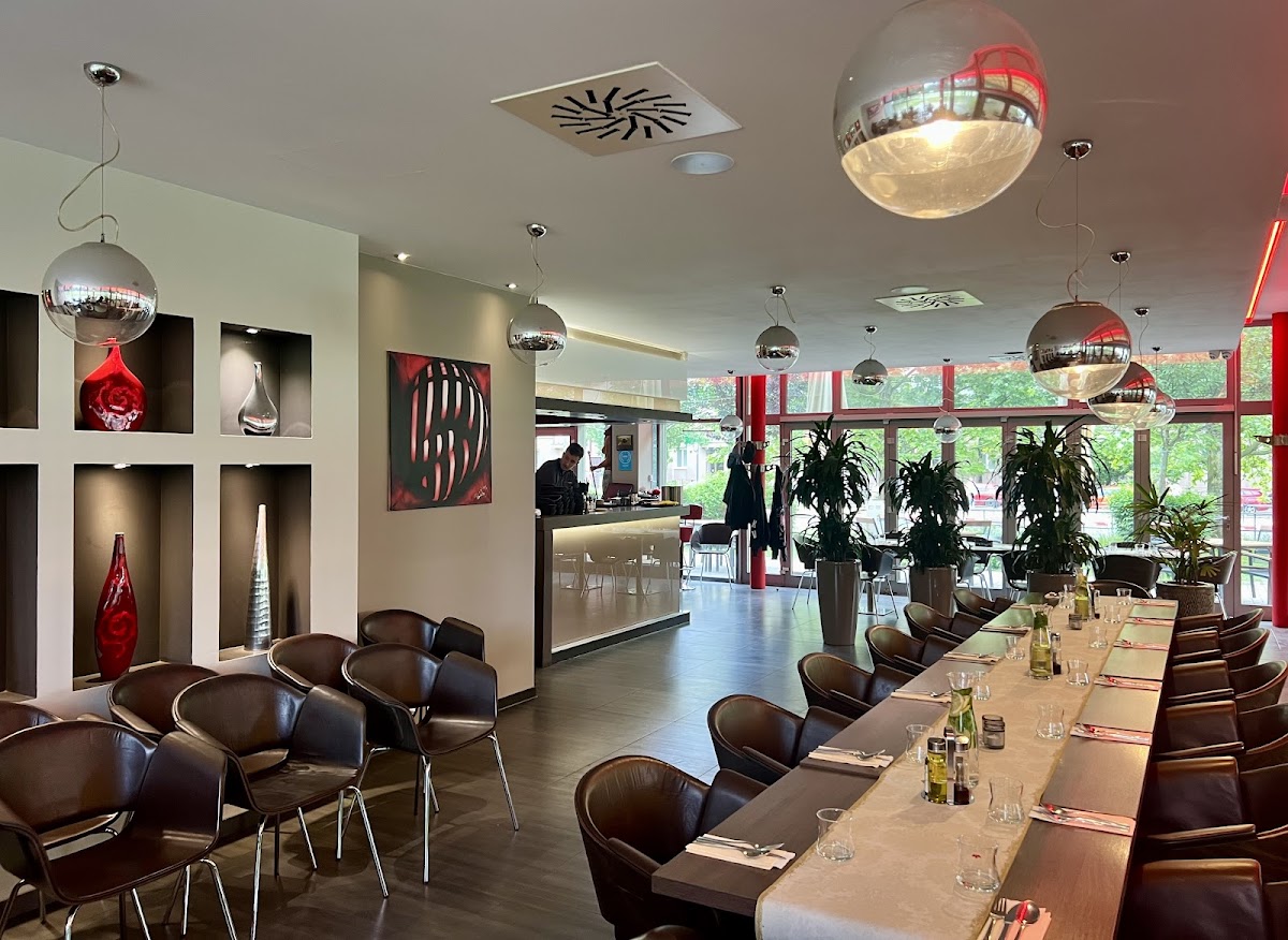 Red Cafe 1
