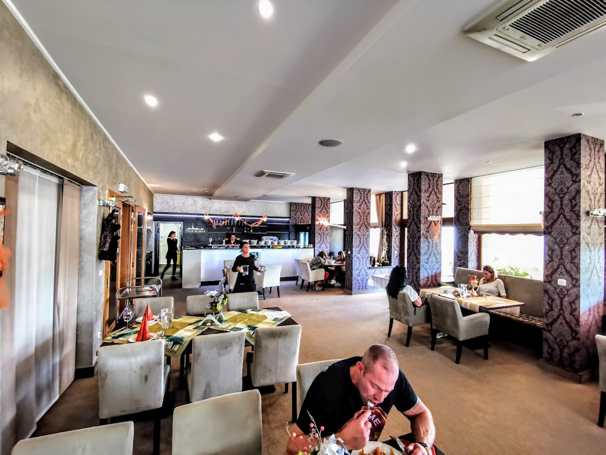 Reštaurácia Panoráma